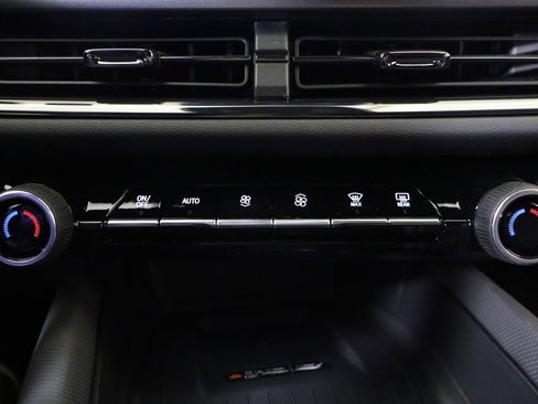 New 2026 Chevrolet Equinox EV RS image 27