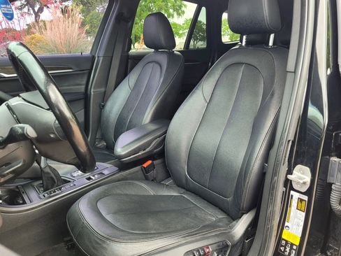 Used 2017 BMW X1 xDrive28i image 19