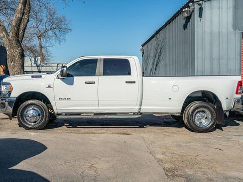 Used 2024 RAM 3500 Big Horn image 3