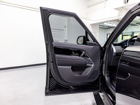 Used 2024 Land Rover Range Rover SE AWD/4WD image 35
