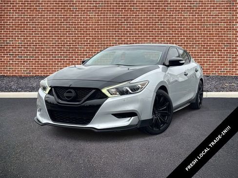 Used 2016 Nissan Maxima SR image 1
