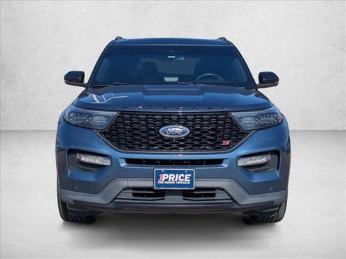 Used 2020 Ford Explorer ST w/ Premium Technology Package image 2