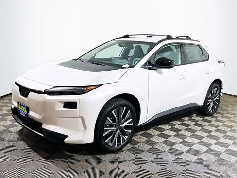 New 2026 Subaru Solterra Limited image 4