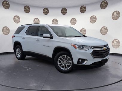 Used 2021 Chevrolet Traverse LT