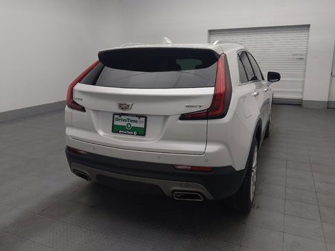 Used 2021 Cadillac XT4 Premium Luxury w/ Cold Weather Package FWD image 7