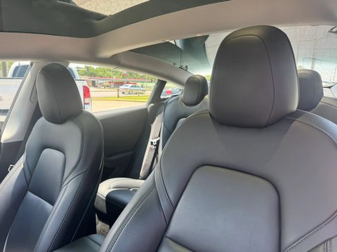 Used 2021 Tesla Model 3 Long Range AWD/4WD image 12
