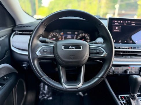 Used 2022 Jeep Compass Latitude AWD/4WD image 44