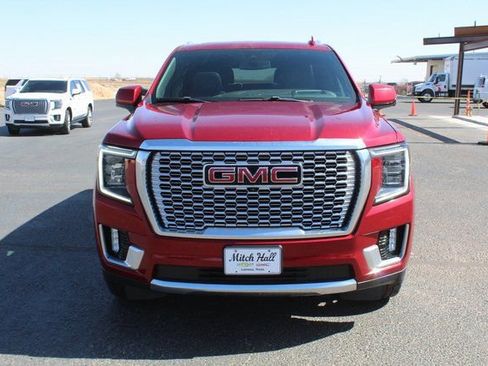 Used 2022 GMC Yukon Denali AWD/4WD image 11