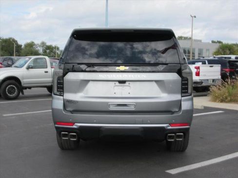 New 2026 Chevrolet Suburban High Country AWD/4WD image 5