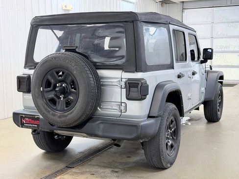 Used 2023 Jeep Wrangler Unlimited Sport AWD/4WD image 5