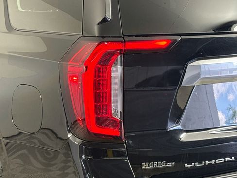 Used 2023 GMC Yukon Denali AWD/4WD image 36