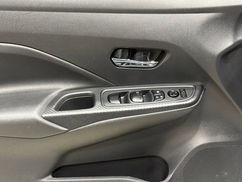 Certified 2023 Nissan Versa SV image 17