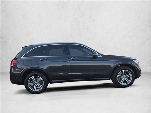 Certified 2022 Mercedes-Benz GLC 300 image 4