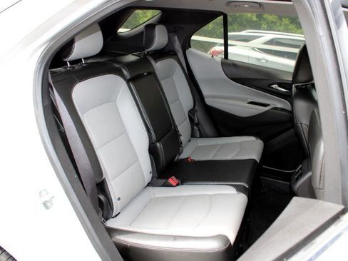 Used 2018 Chevrolet Equinox Premier image 13
