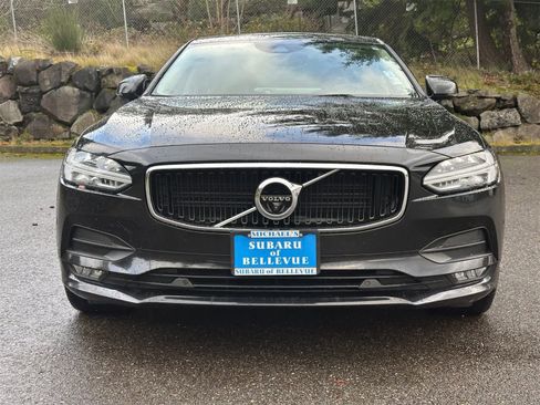 Used 2017 Volvo S90 T5 Momentum w/ Vision Package image 6