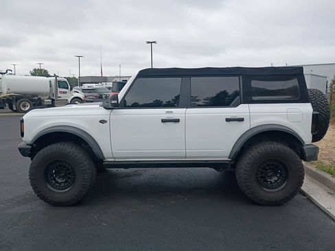Used 2022 Ford Bronco Wildtrak AWD/4WD image 8