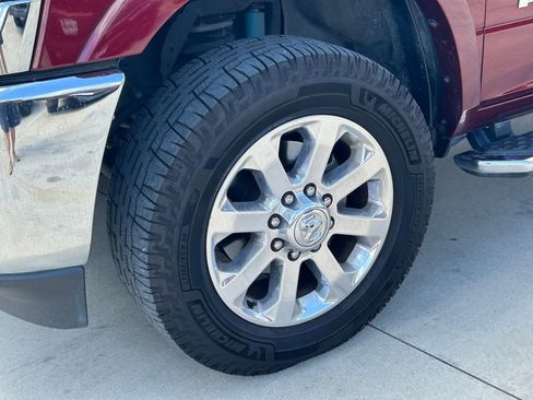 Used 2019 RAM 2500 Laramie AWD/4WD image 9