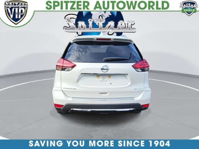 Used 2018 Nissan Rogue SV w/ Premium Package AWD/4WD image 12