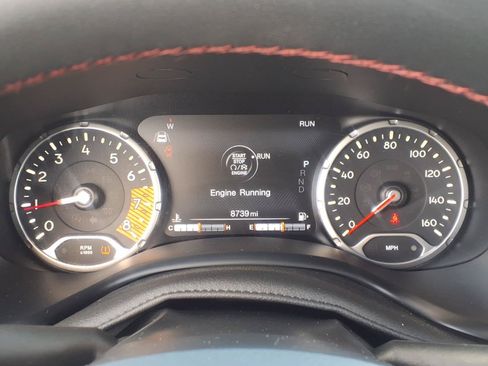 Used 2023 Jeep Renegade Trailhawk AWD/4WD image 35