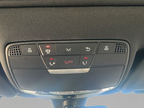 Used 2018 Mercedes-Benz E 300 image 25