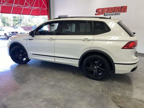 Used 2023 Volkswagen Tiguan SE R-Line FWD image 6