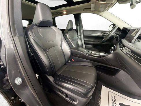 Used 2023 INFINITI QX60 Luxe image 27
