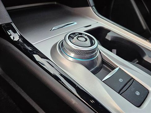 Used 2023 Ford Explorer ST-Line w/ Class IV Trailer Tow Package image 13