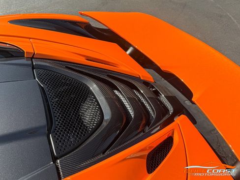 Used 2022 McLaren 720S Spider image 56
