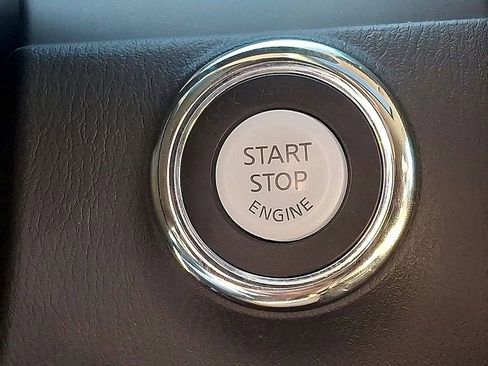 Used 2022 Nissan Armada Platinum w/ Captain's Chairs Package image 24