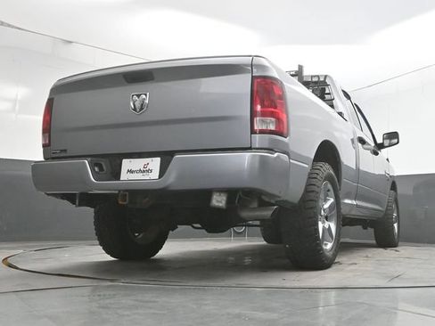 Used 2019 RAM 1500 Express AWD/4WD image 35