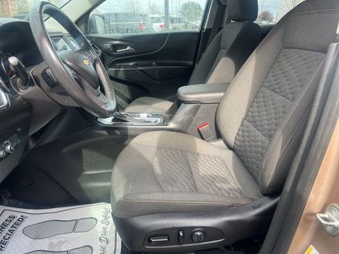 Used 2019 Chevrolet Equinox LT w/ Driver Convenience Package FWD image 20