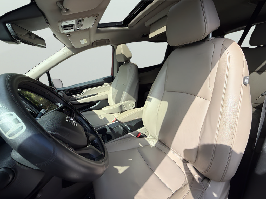Used 2022 Honda Odyssey Touring image 10