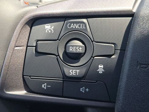 New 2026 Nissan Sentra SR w/ Floor Mat Package FWD image 25