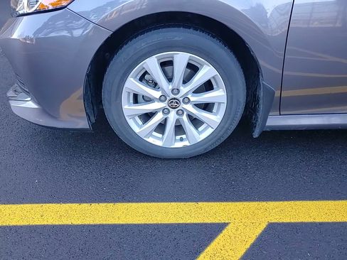 Certified 2020 Toyota Camry LE w/ Convenience Package image 12