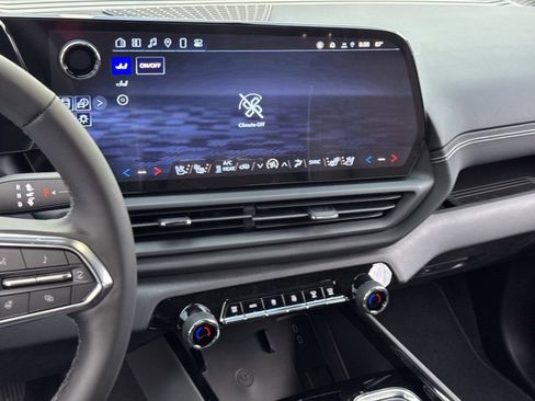 New 2025 Chevrolet Silverado EV LT image 5