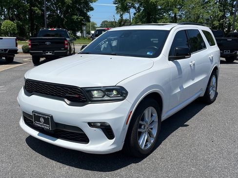 Used 2023 Dodge Durango GT RWD image 2
