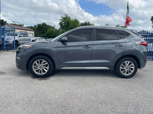 Used 2018 Hyundai Tucson SEL FWD image 2