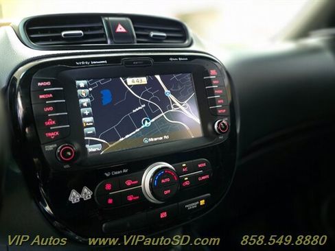 Used 2015 Kia Soul + w/ Audio Package FWD image 20