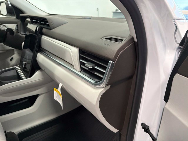 New 2027 GMC Terrain Denali w/ LPO, Floor Liner Package AWD/4WD image 30