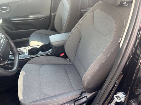 Used 2025 Kia K4 FWD image 34