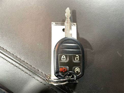 Used 2016 Ford F250 Platinum w/ FX4 Off-Road Package image 21