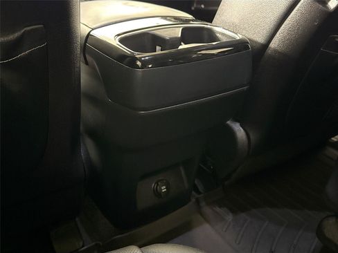 Used 2024 Kia Telluride EX w/ EX Captain's Chair Package AWD/4WD image 37