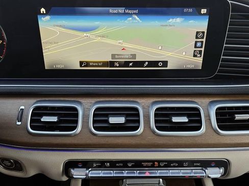 Used 2021 Mercedes-Benz GLE 350 4MATIC w/ 3rd Row Seat Package image 17