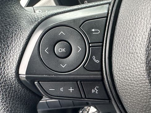 Used 2024 Toyota Corolla LE image 25