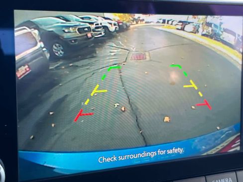 Used 2022 Nissan Sentra SV image 19