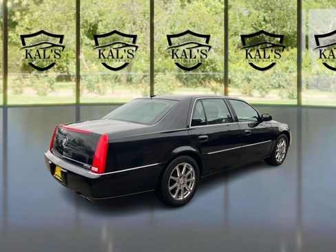 Used 2008 Cadillac DTS Performance FWD image 5