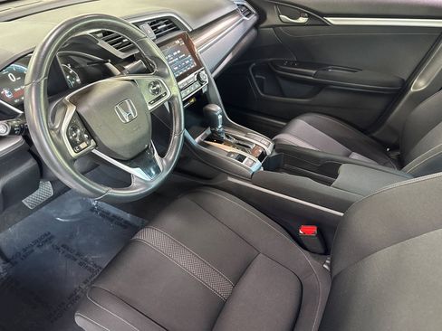 Used 2019 Honda Civic EX image 4
