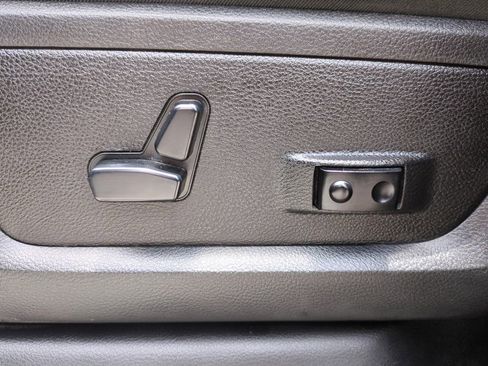 Used 2020 RAM 3500 Limited AWD/4WD image 16