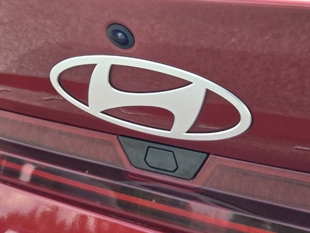 Used 2025 Hyundai Elantra SEL FWD image 42