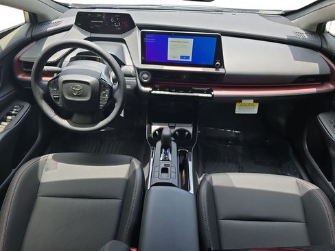New 2026 Toyota Prius Plug-In Hybrid FWD image 9